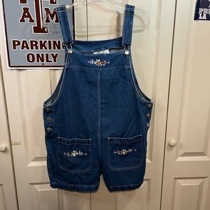 Carolina Bay Women’s Overalls Shorts
